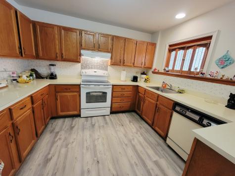 76 Willow Springs New Milford CT 06776