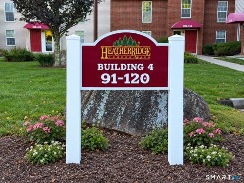 91 Heather Ridge Shelton CT 06484