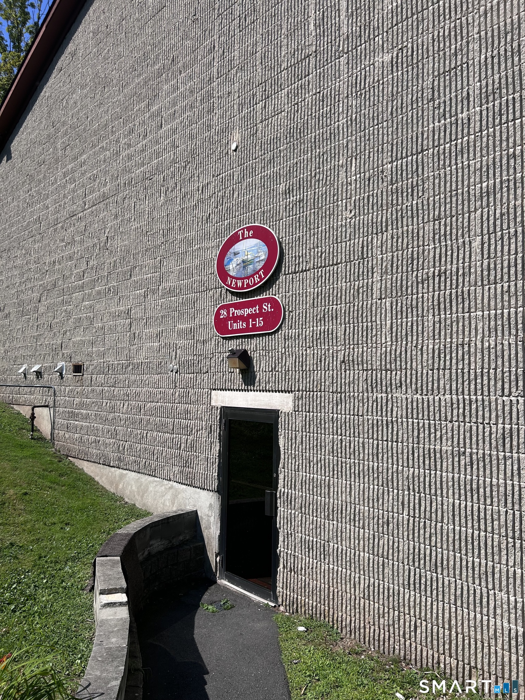 28 Prospect Street Manchester CT 06040