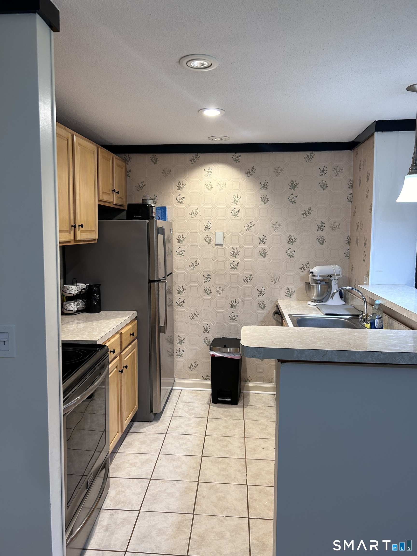 28 Prospect Street Manchester CT 06040