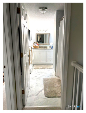 32 Upper Pattagansett Road East Lyme CT 06357