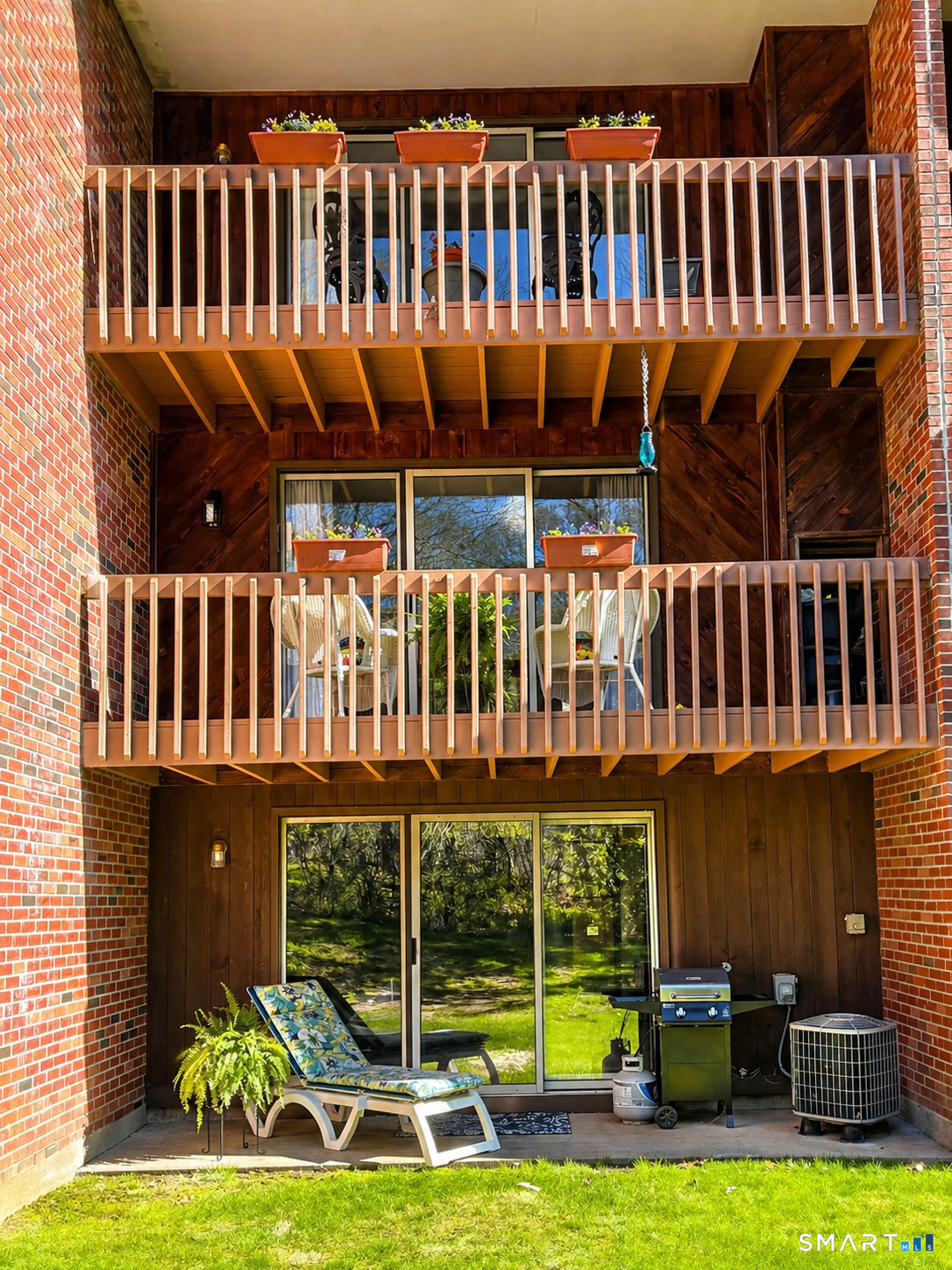 32 Upper Pattagansett Road East Lyme CT 06357