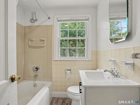 214 Sylvan Knoll Road Stamford CT 06902