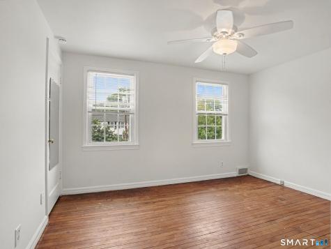 214 Sylvan Knoll Road Stamford CT 06902