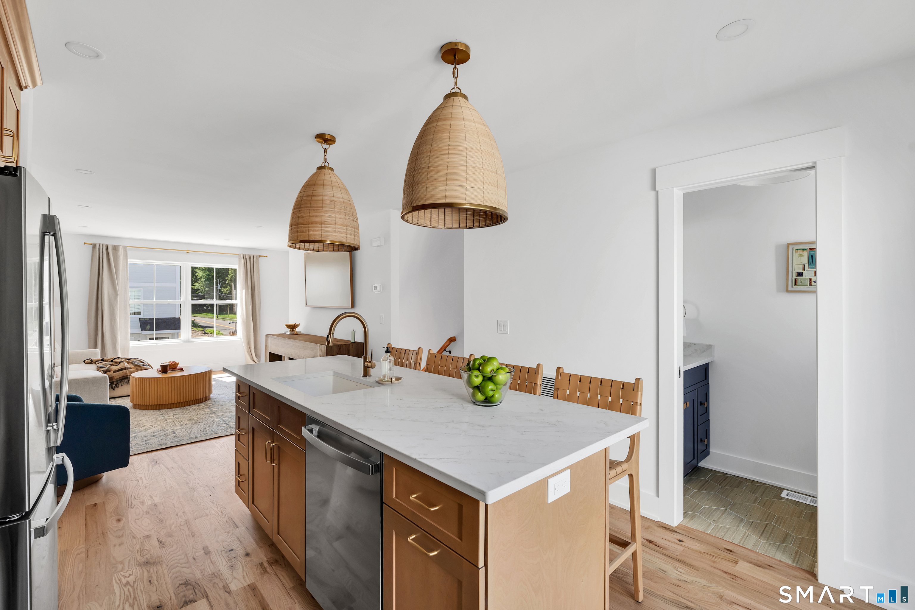 843 North Street Milford CT 06041