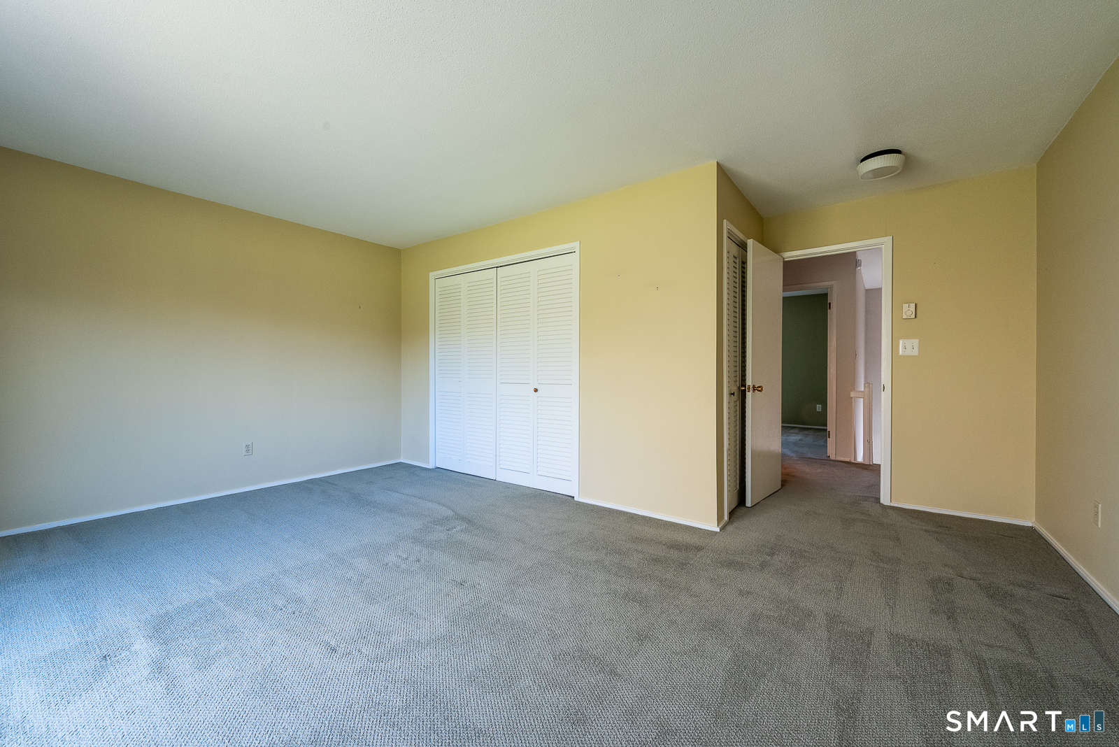 85 River Road Essex CT 06426