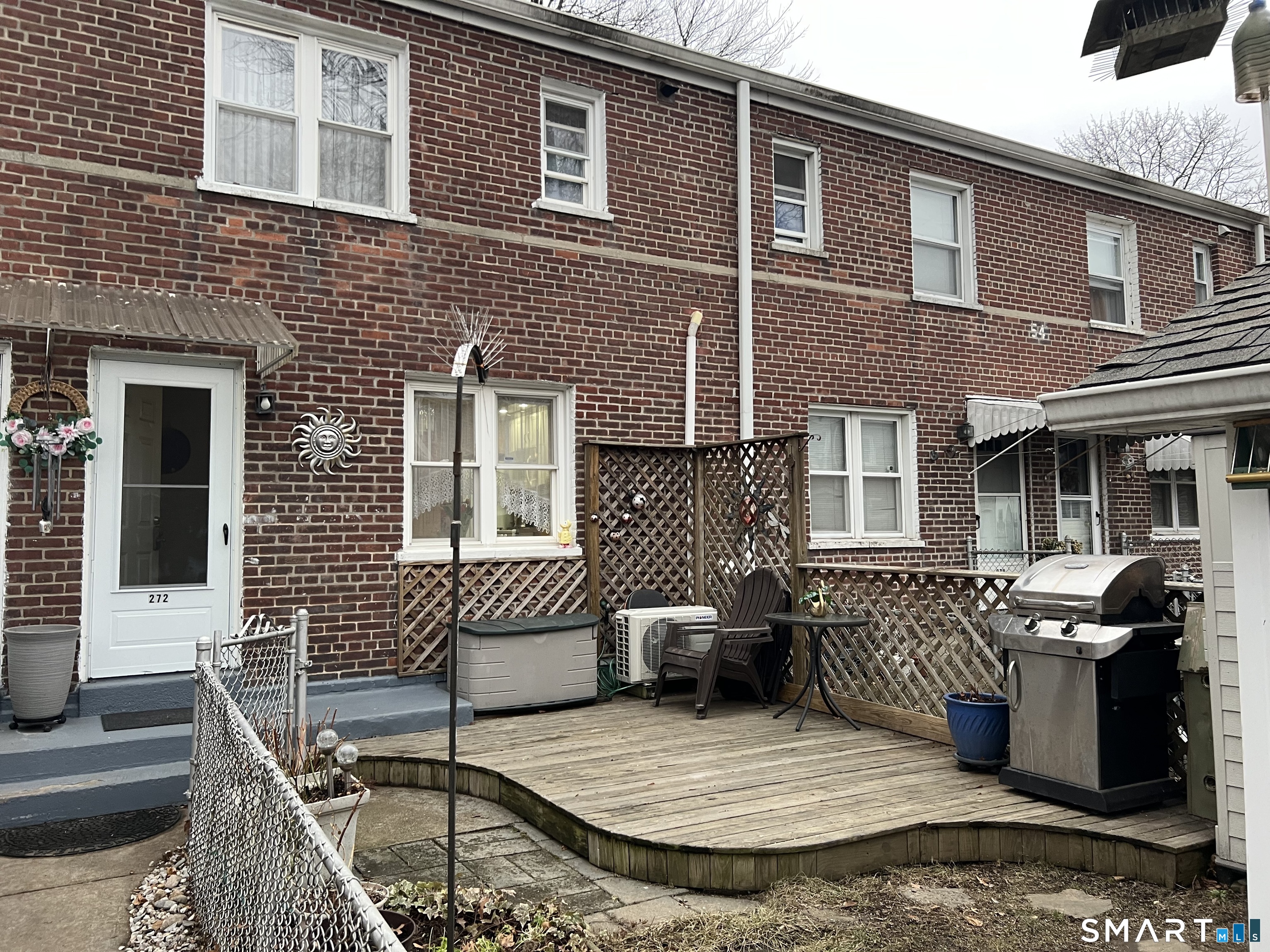 272 Court D, Bld 54 Court Bridgeport CT 06610