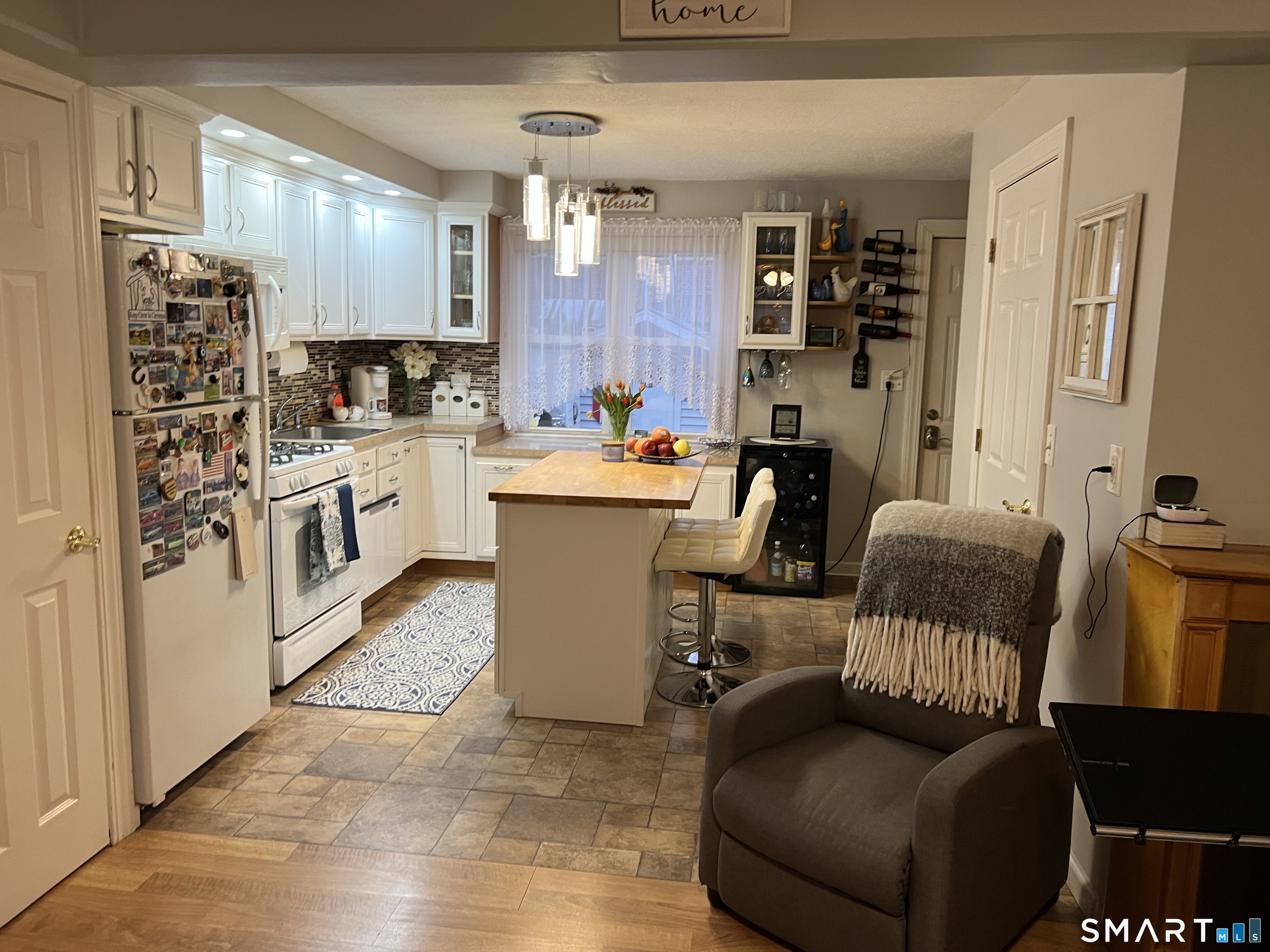 272 Court D, Bld 54 Court Bridgeport CT 06610