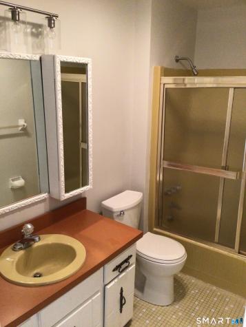 330 Short Beach Road East Haven CT 06512
