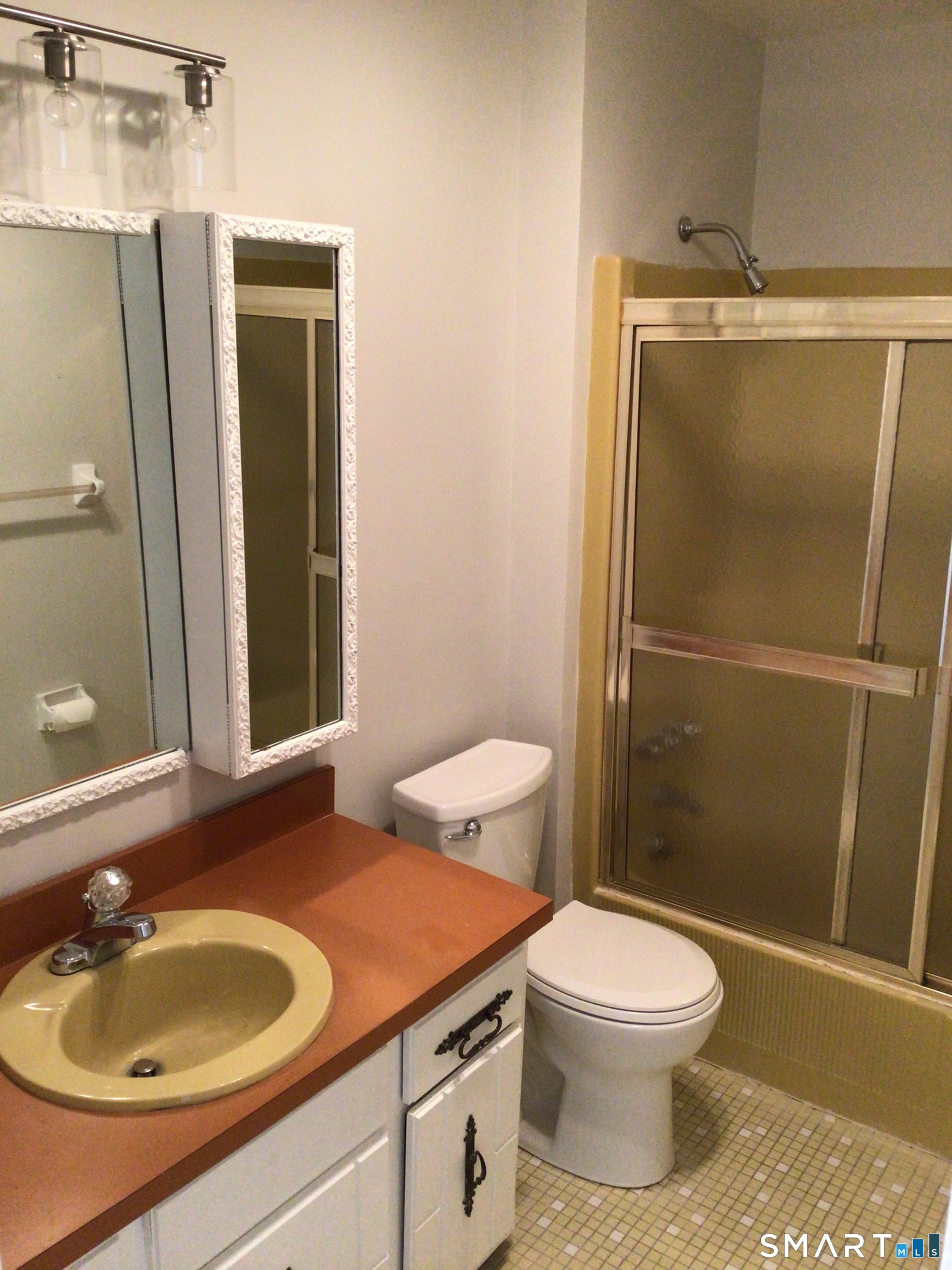 330 Short Beach Road East Haven CT 06512