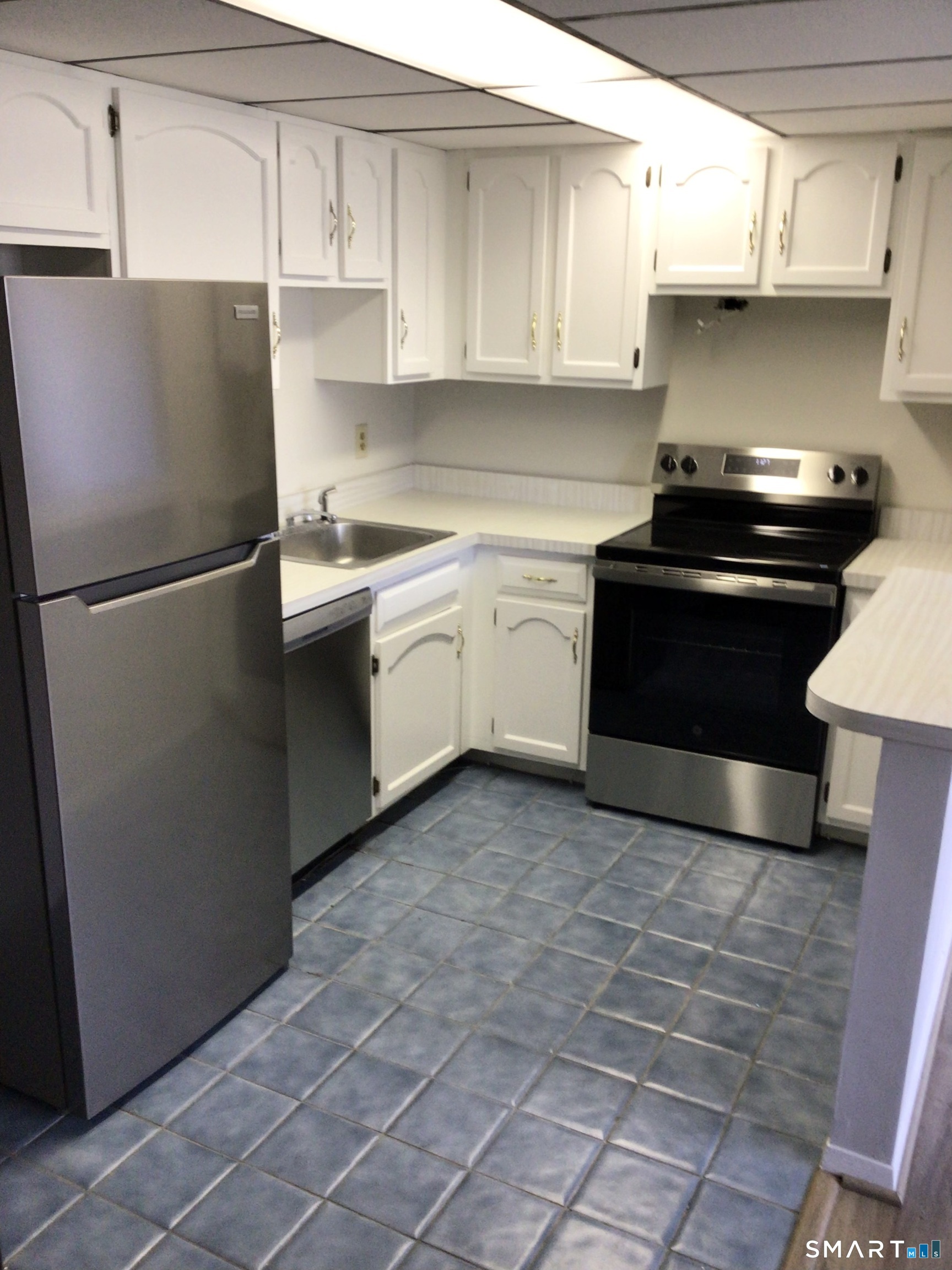 330 Short Beach Road East Haven CT 06512
