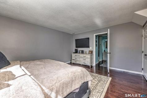 70 Country Place Shelton CT 06484
