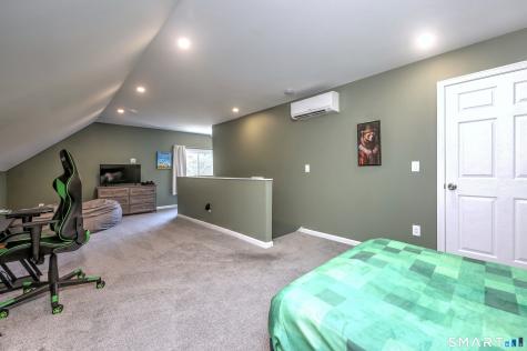 70 Country Place Shelton CT 06484