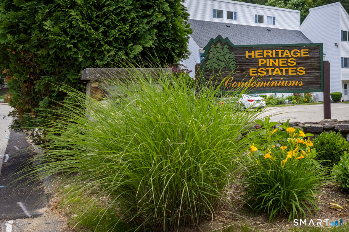 67 Perry Street Putnam CT 06260