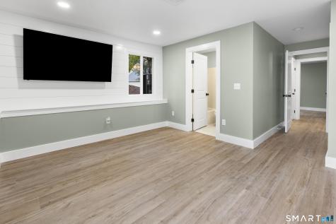 67 Perry Street Putnam CT 06260