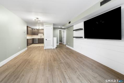 67 Perry Street Putnam CT 06260