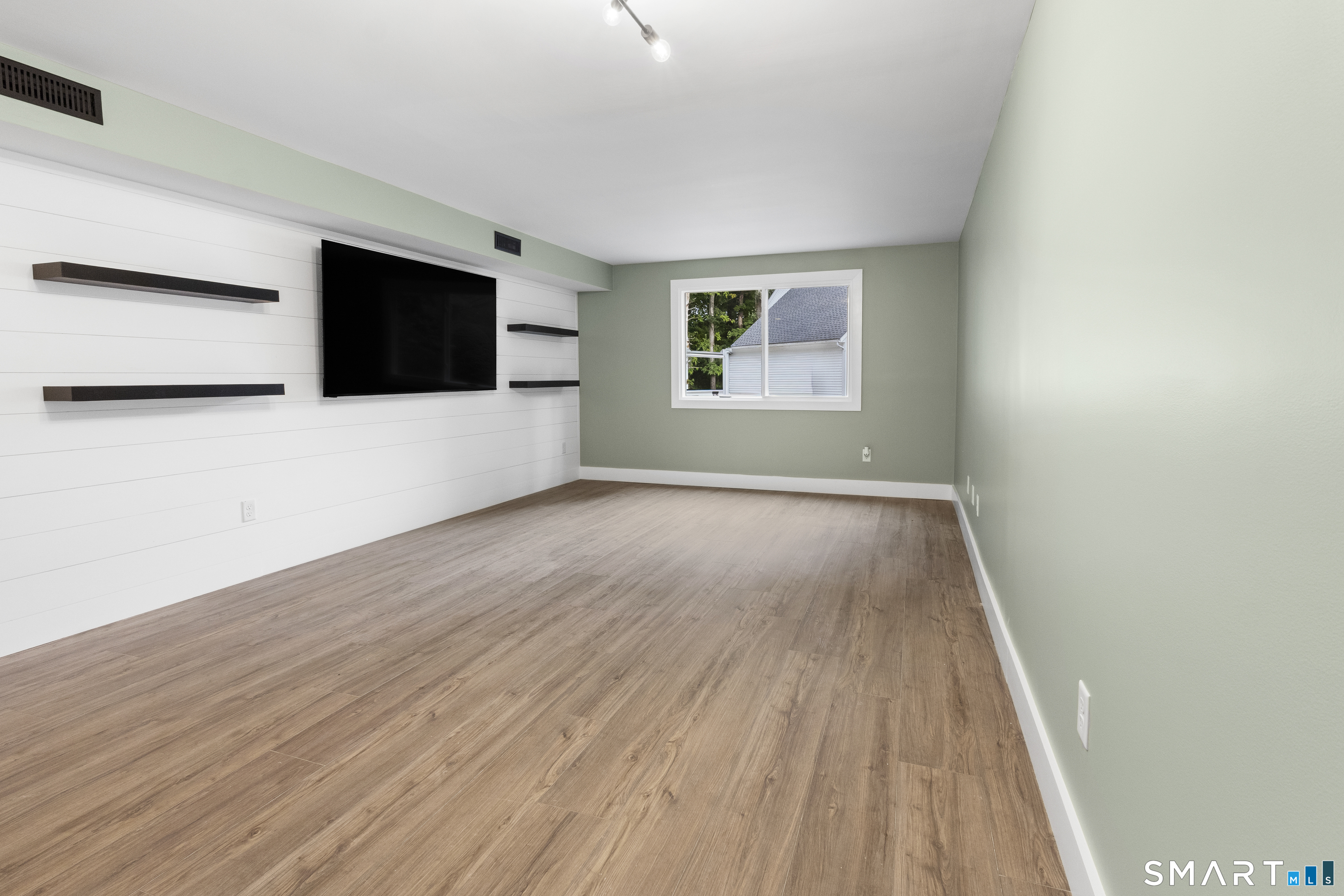 67 Perry Street Putnam CT 06260