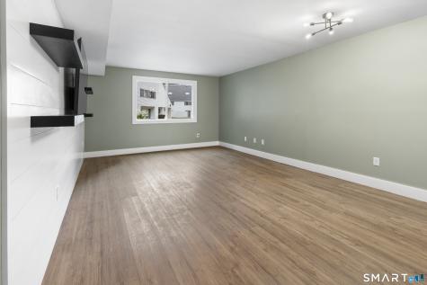 67 Perry Street Putnam CT 06260