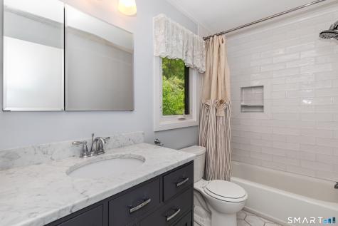 20 Twin Oaks New Milford CT 06776