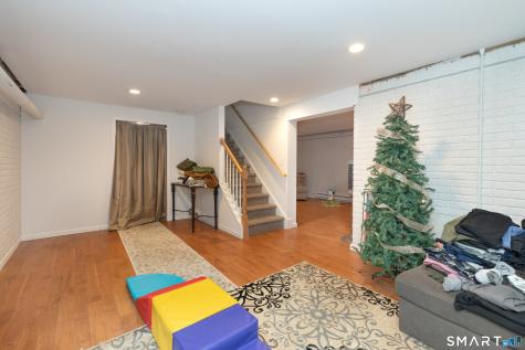 20 Twin Oaks New Milford CT 06776