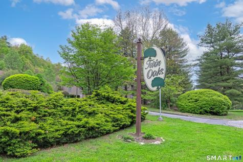 20 Twin Oaks New Milford CT 06776