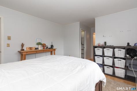 20 Twin Oaks New Milford CT 06776