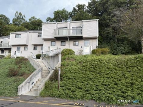 601 Timber Lane Canton CT 06019