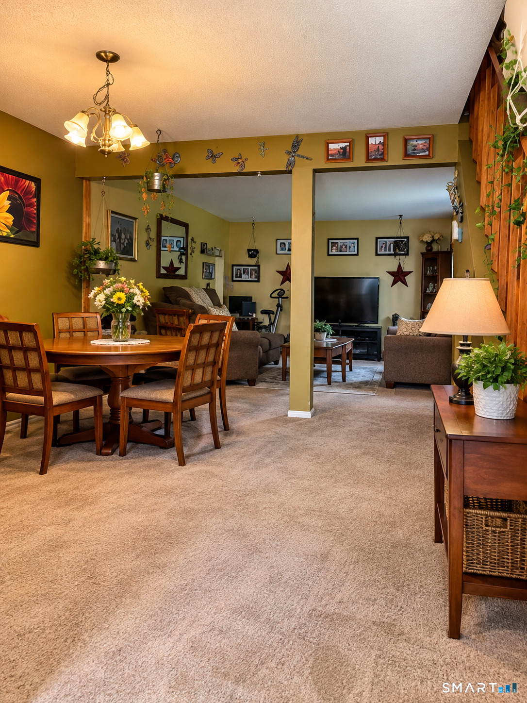 601 Timber Lane Canton CT 06019