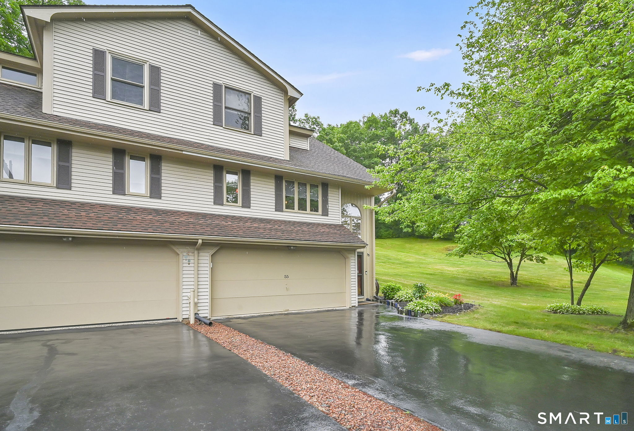 55 Apple Hill Newington CT 06111