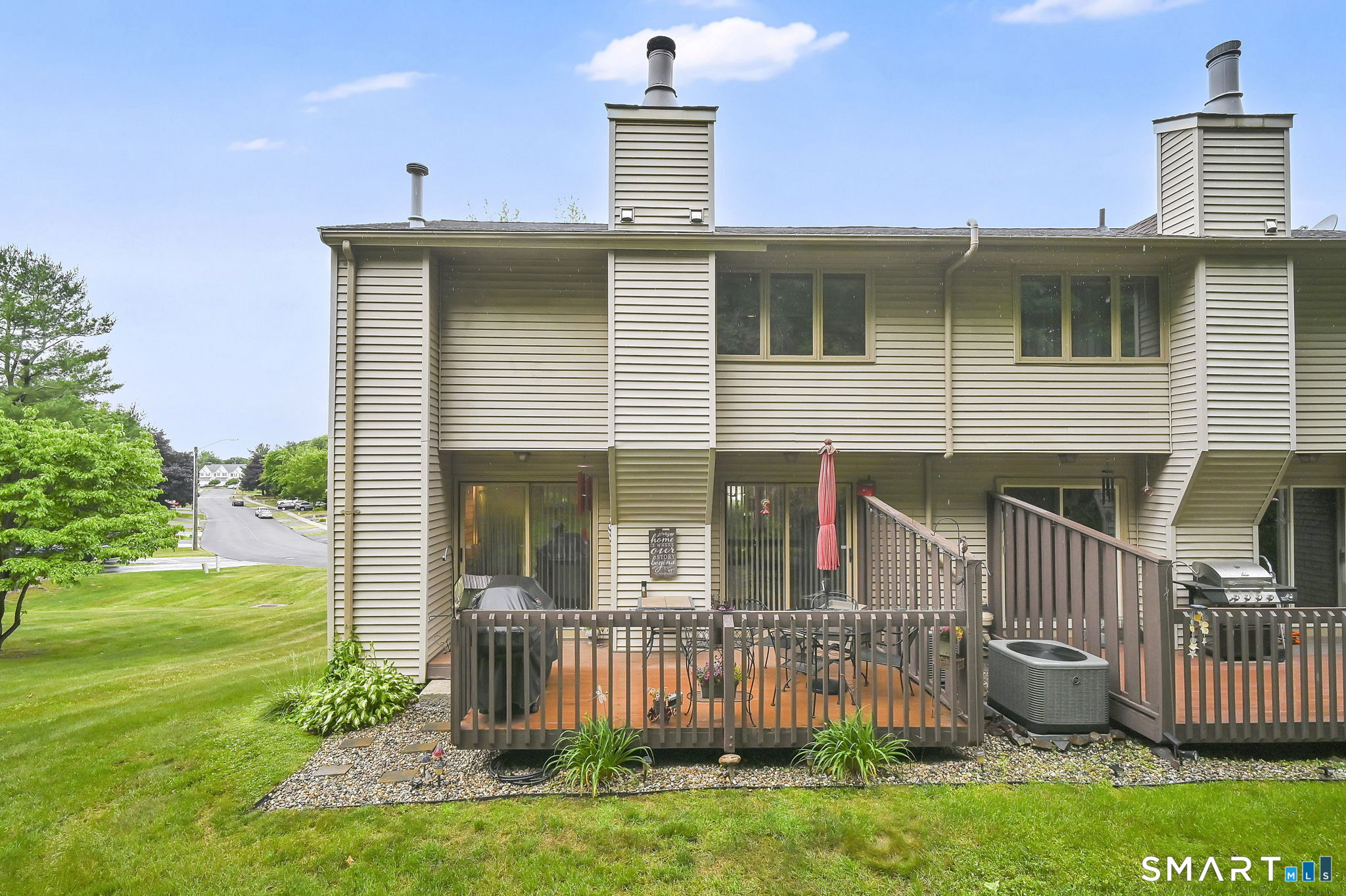 55 Apple Hill Newington CT 06111