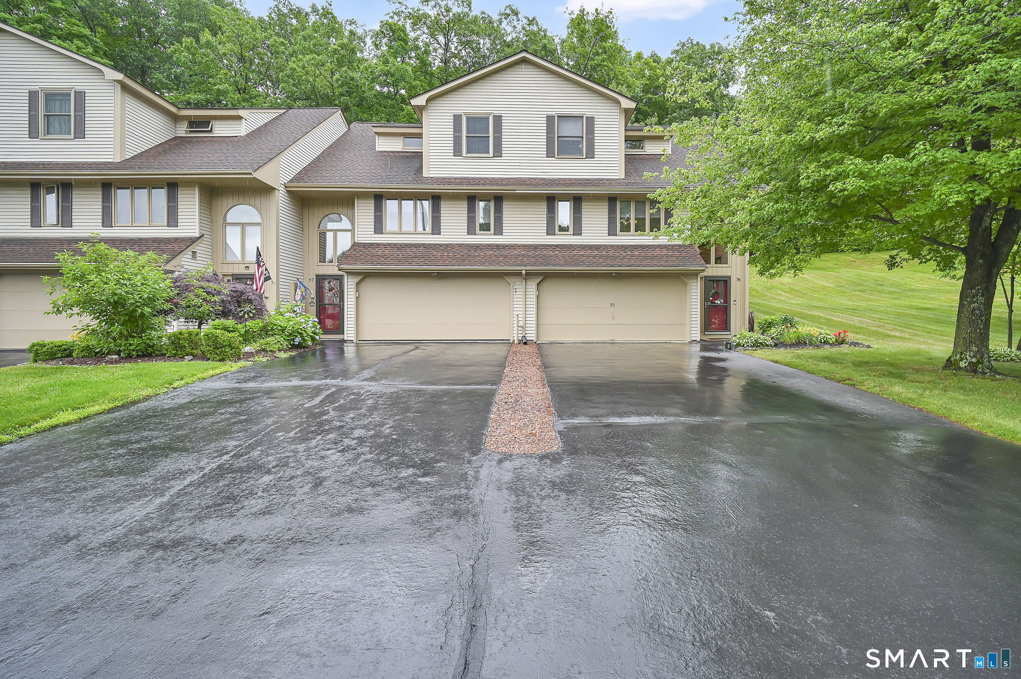 55 Apple Hill Newington CT 06111