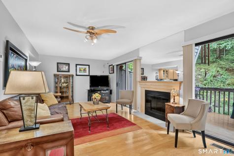 55 Apple Hill Newington CT 06111