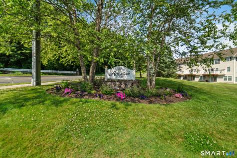 805 Sienna Drive Danbury CT 06810