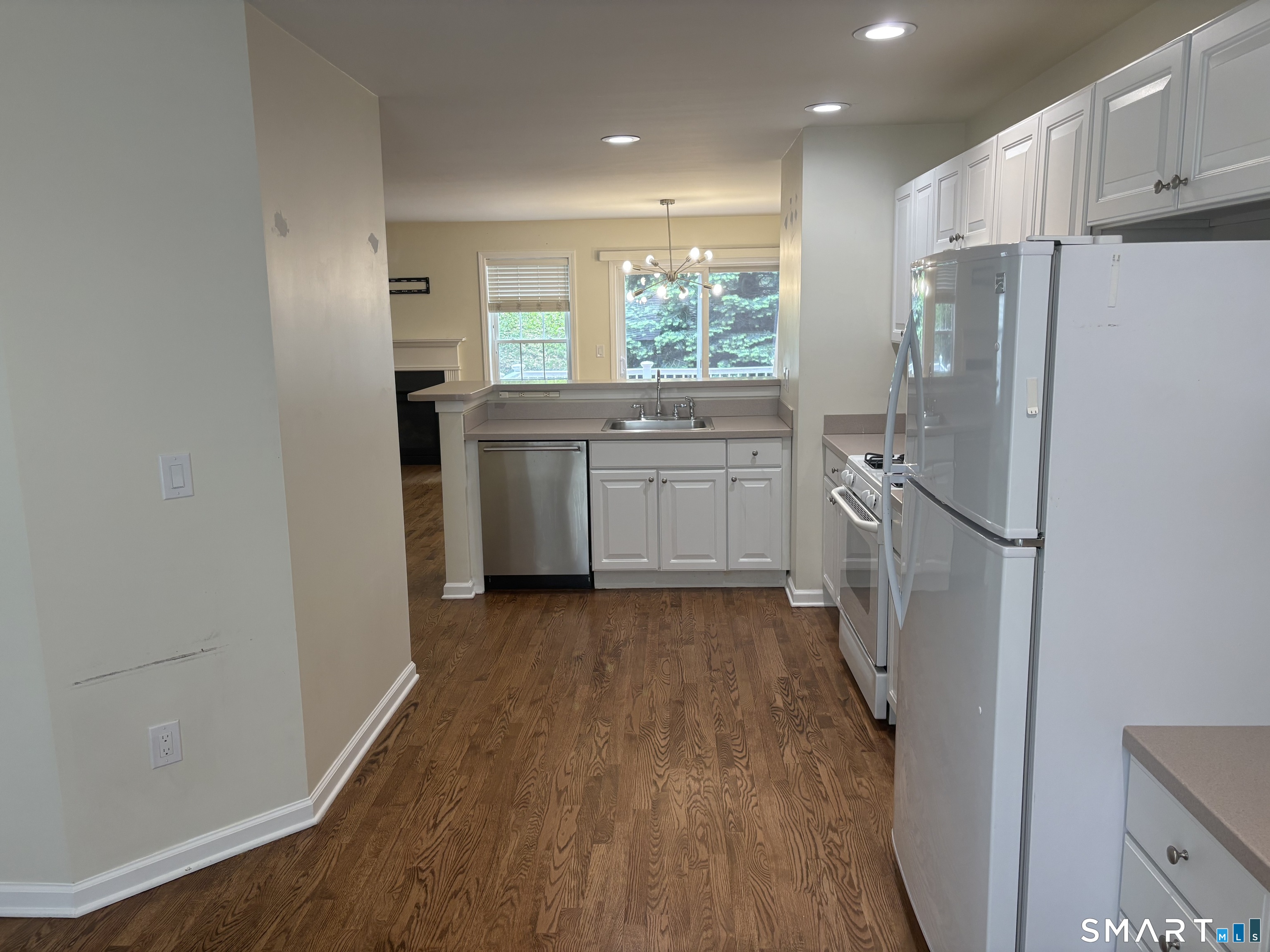 805 Sienna Drive Danbury CT 06810