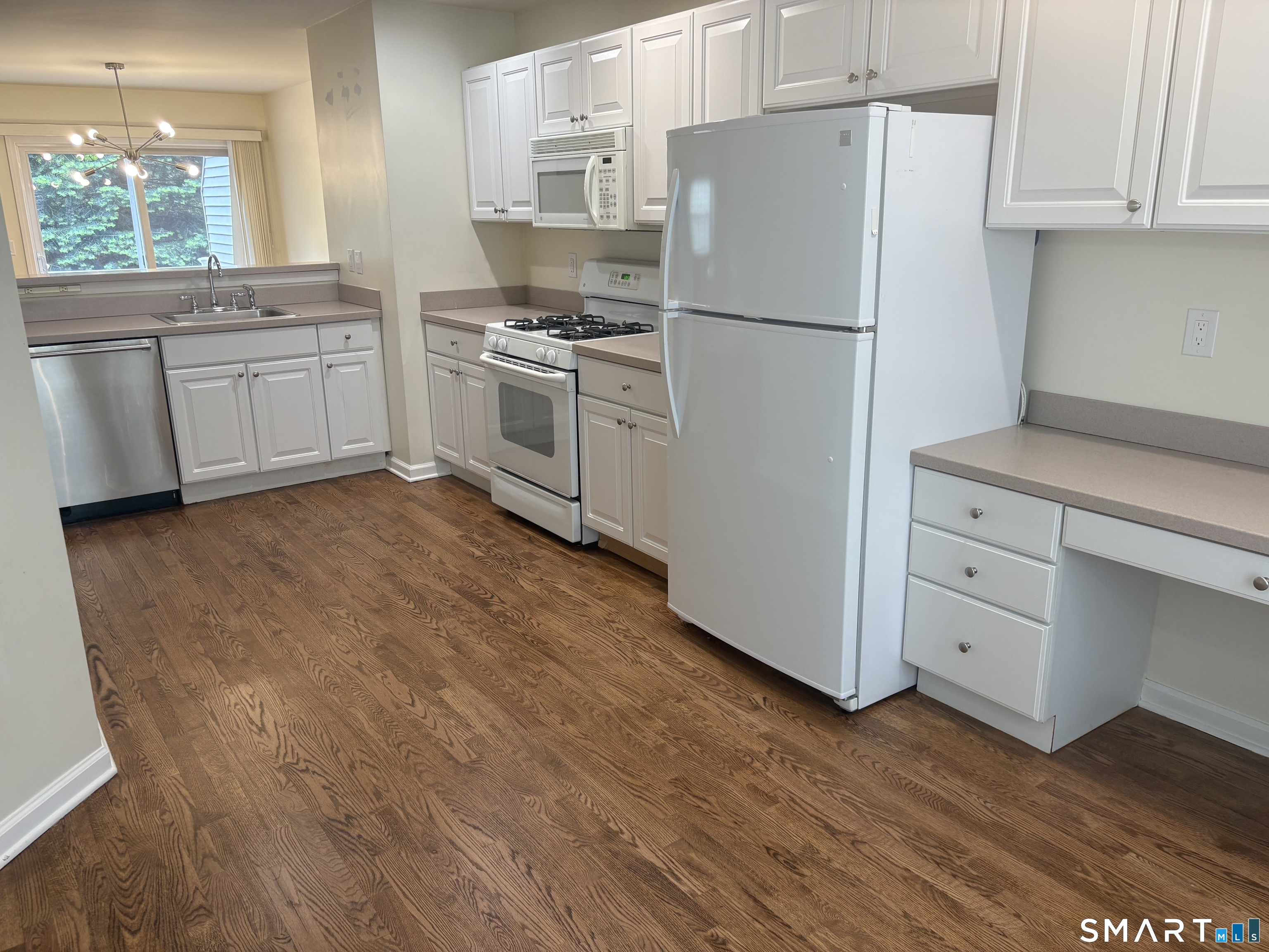 805 Sienna Drive Danbury CT 06810