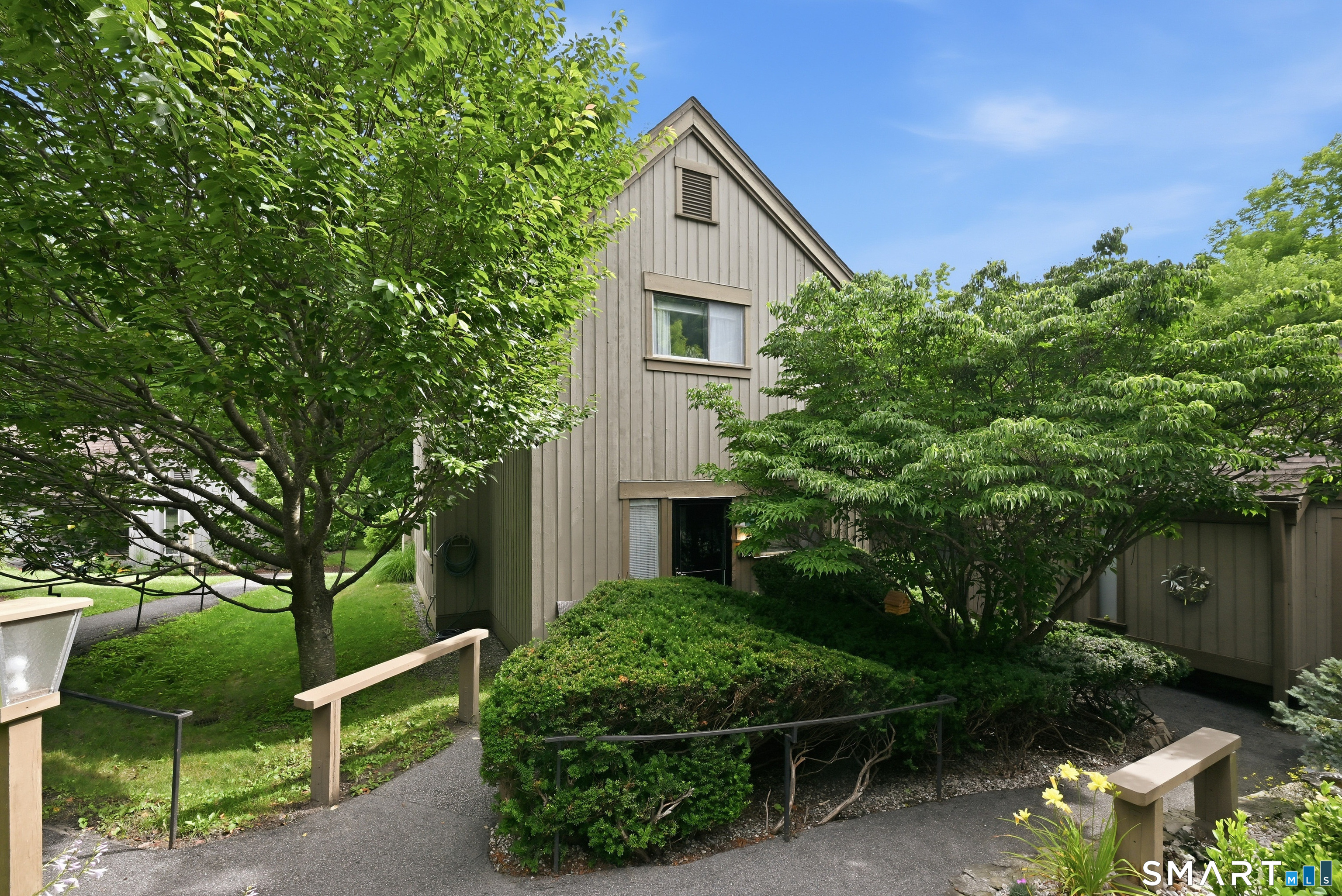 76 Heritage Village Southbury CT 06488