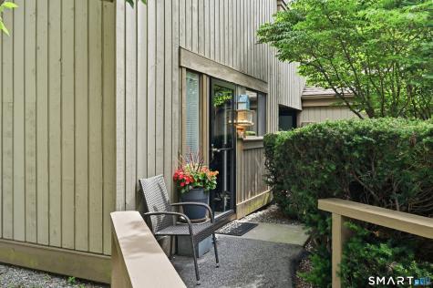 76 Heritage Village Southbury CT 06488