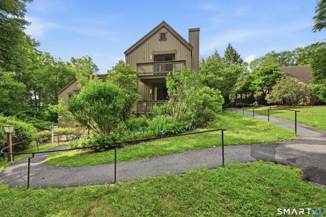 76 Heritage Village Southbury CT 06488