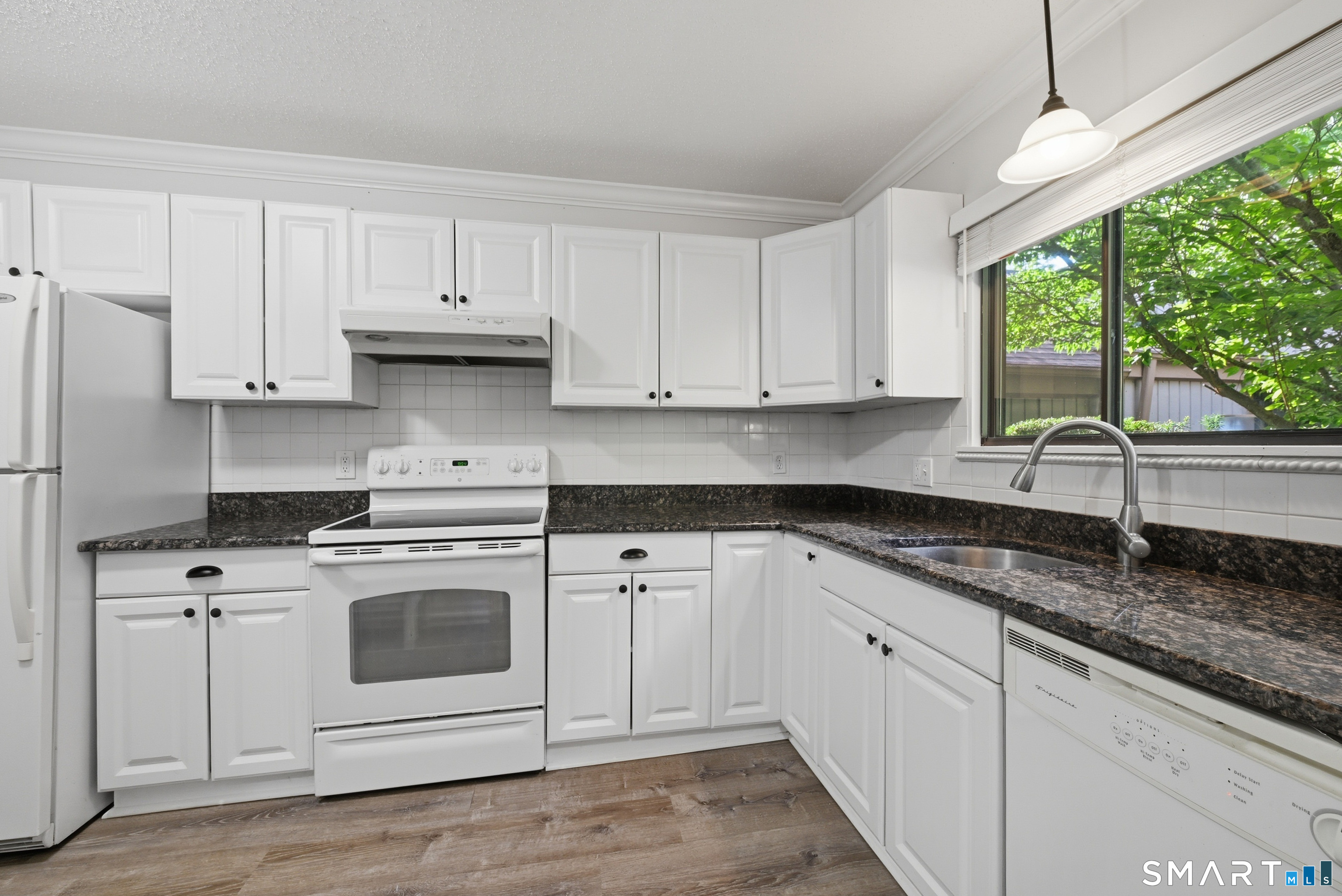 76 Heritage Village Southbury CT 06488