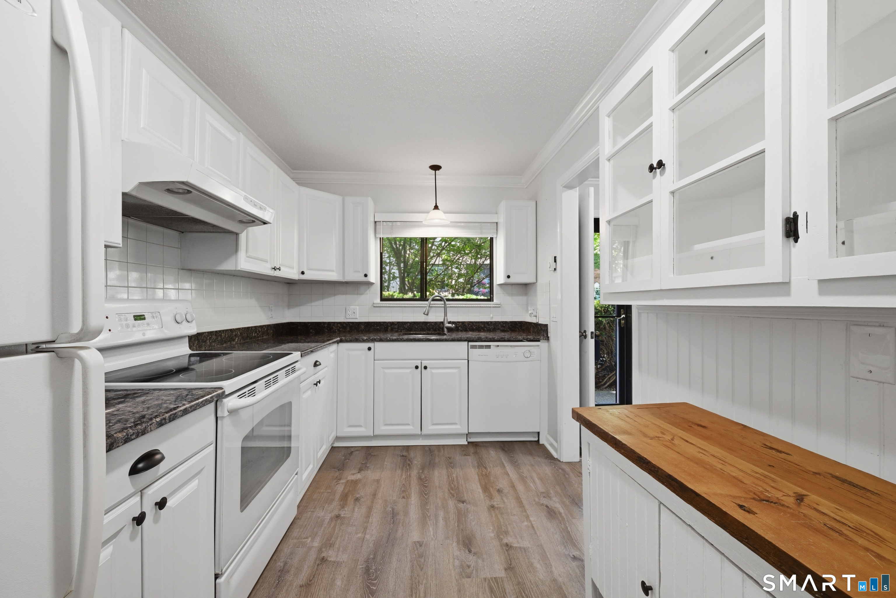 76 Heritage Village Southbury CT 06488