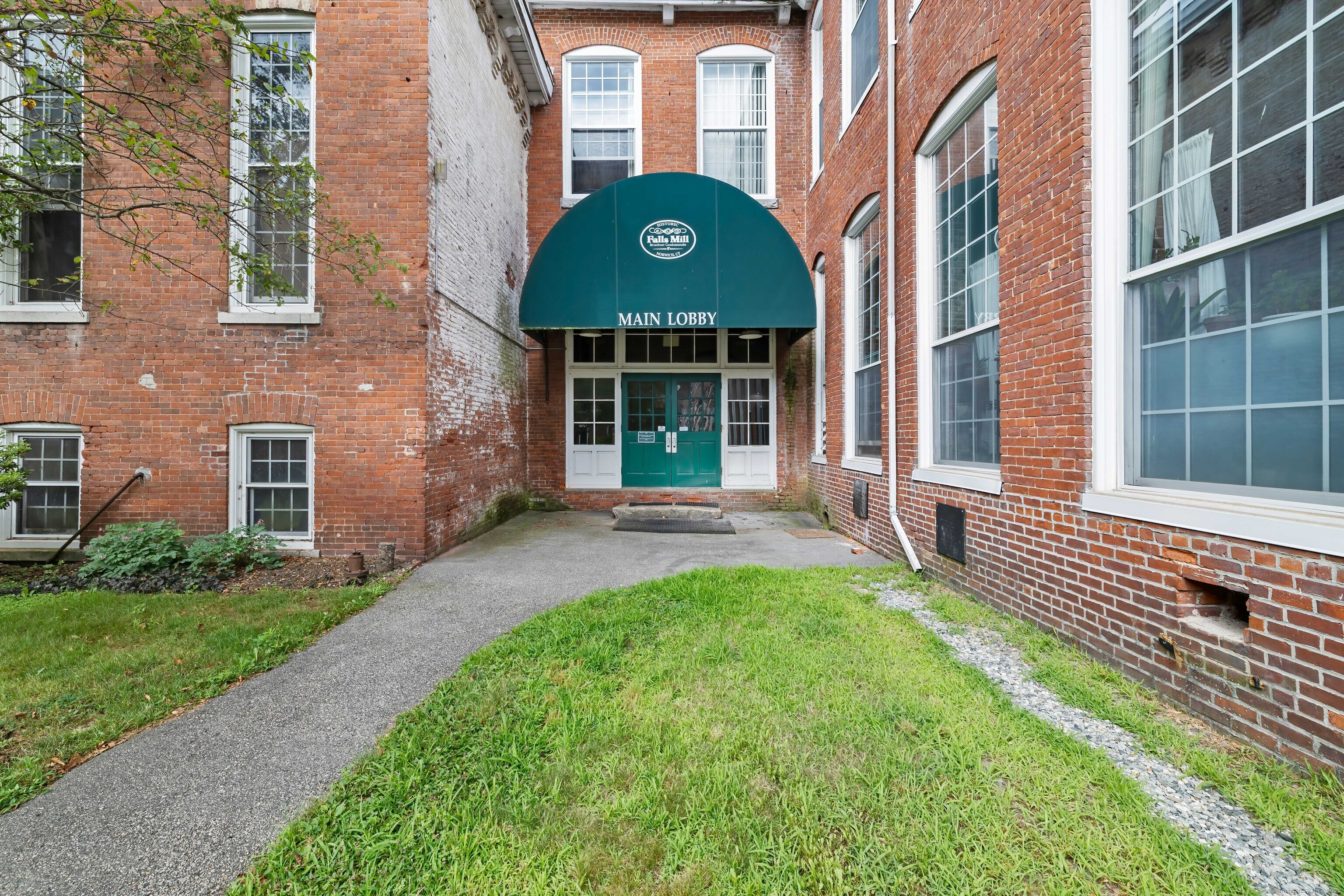 150 Yantic Street Norwich CT 06360