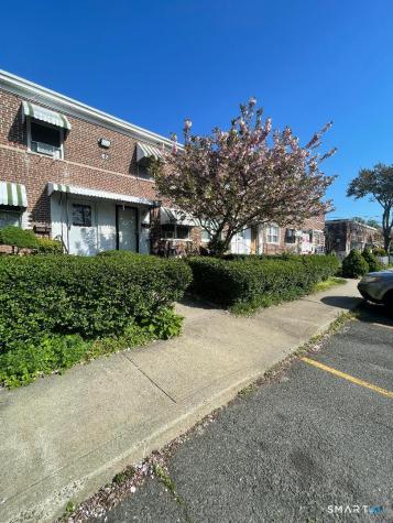 174 Courtd,bld62, Bridgeport Avenue Bridgeport CT 06610