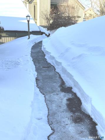 318 Heritage Village Southbury CT 06488