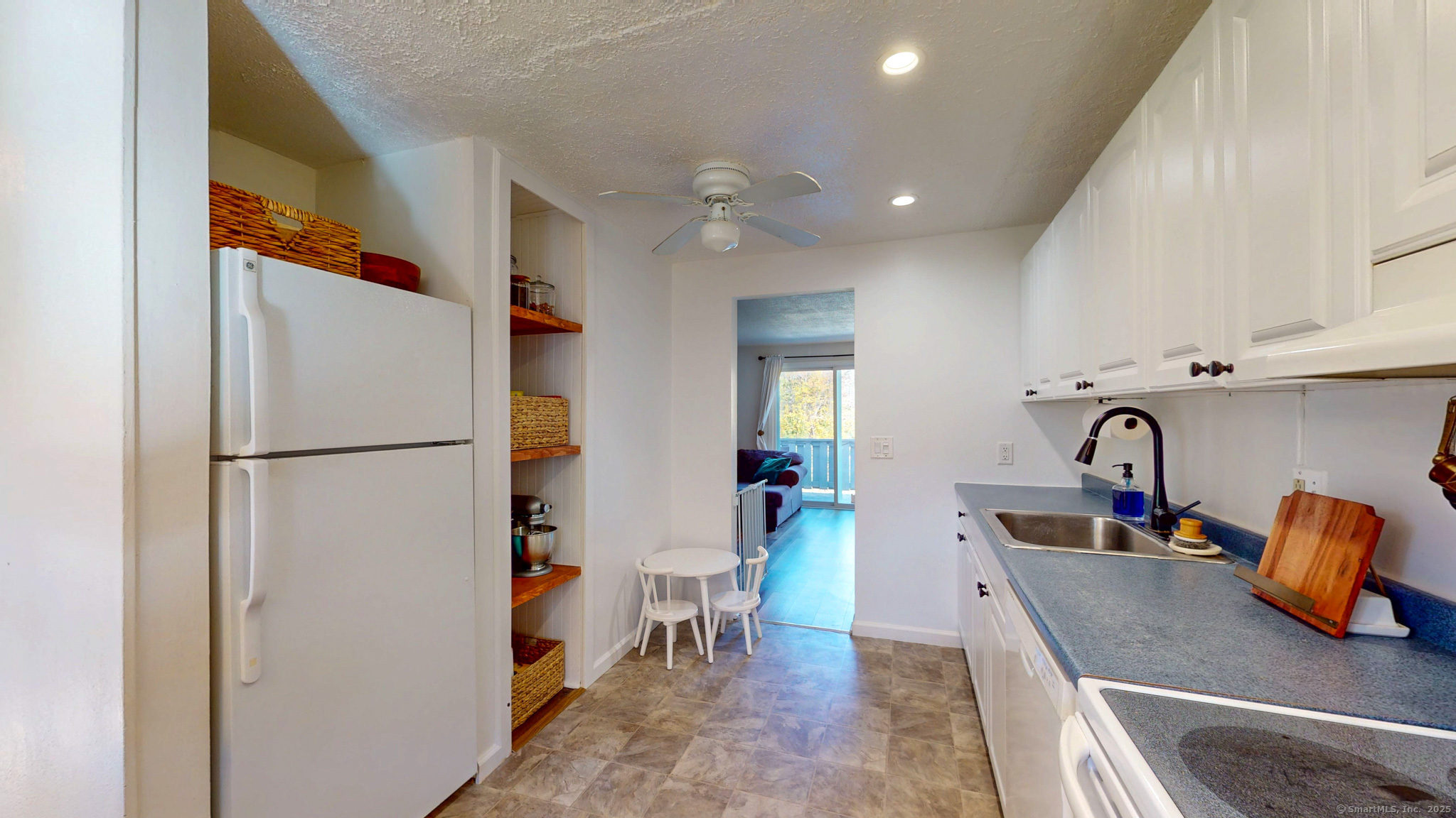 4 Lakeside Drive Ledyard CT 06339