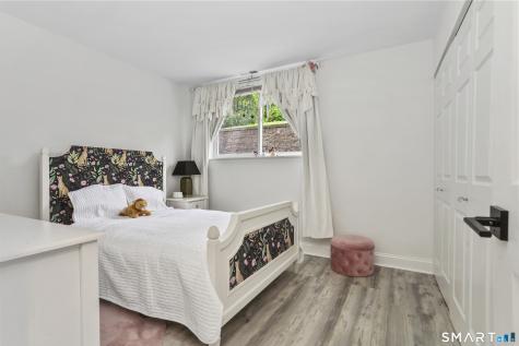 22 Rowayton Woods Drive Norwalk CT 06854