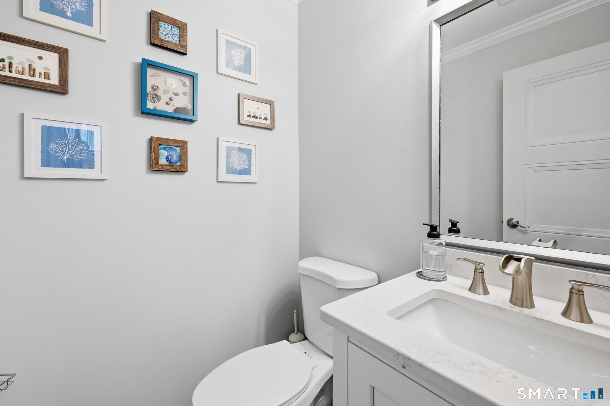 8 Staunton Court Farmington CT 06032