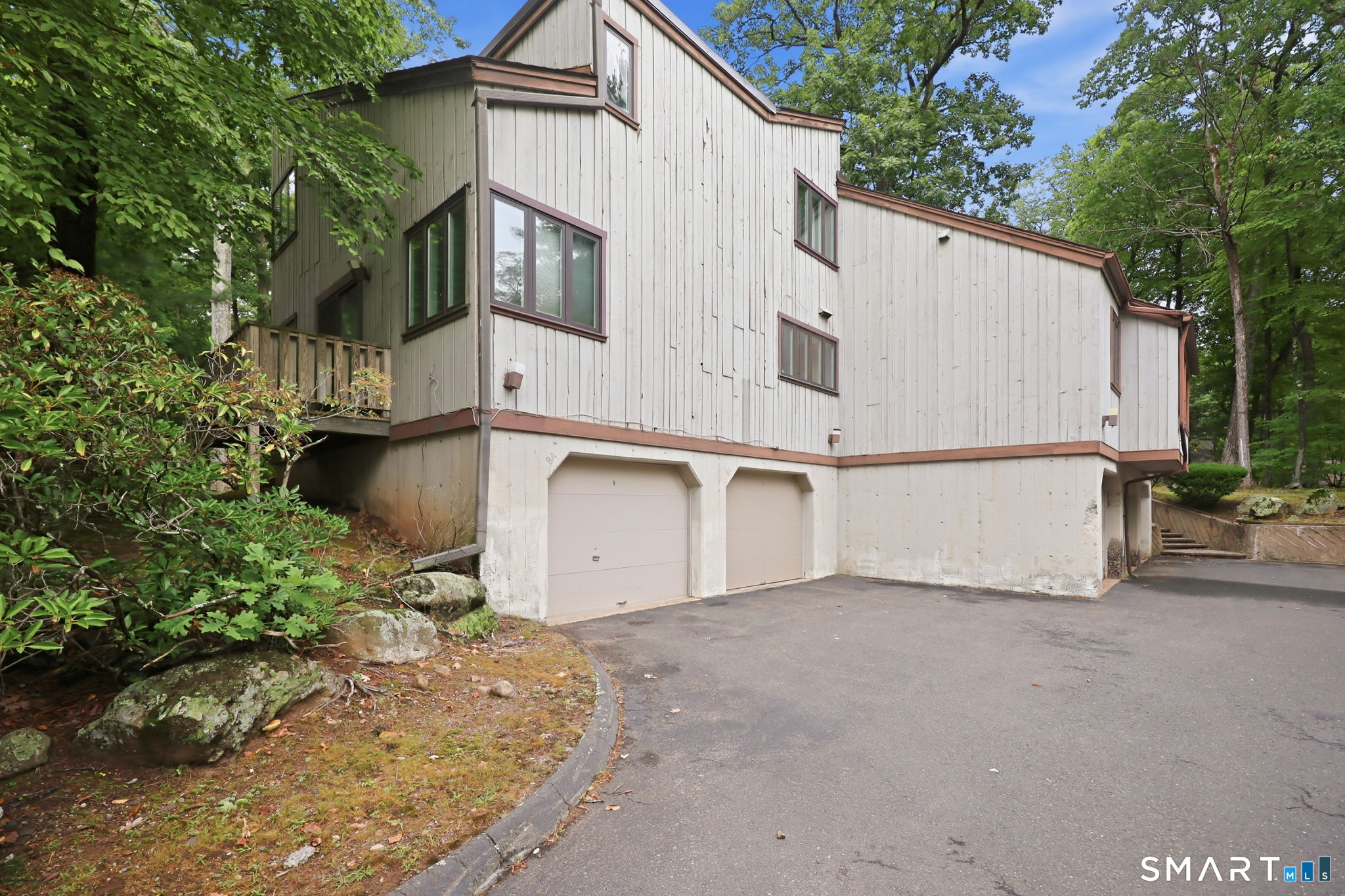 8 Staunton Court Farmington CT 06032