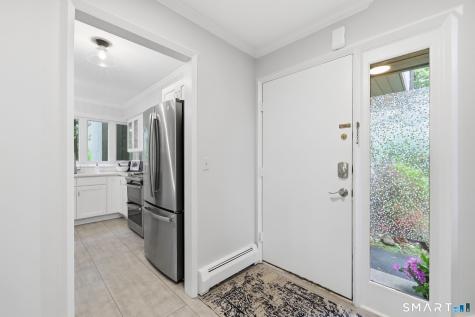 8 Staunton Court Farmington CT 06032