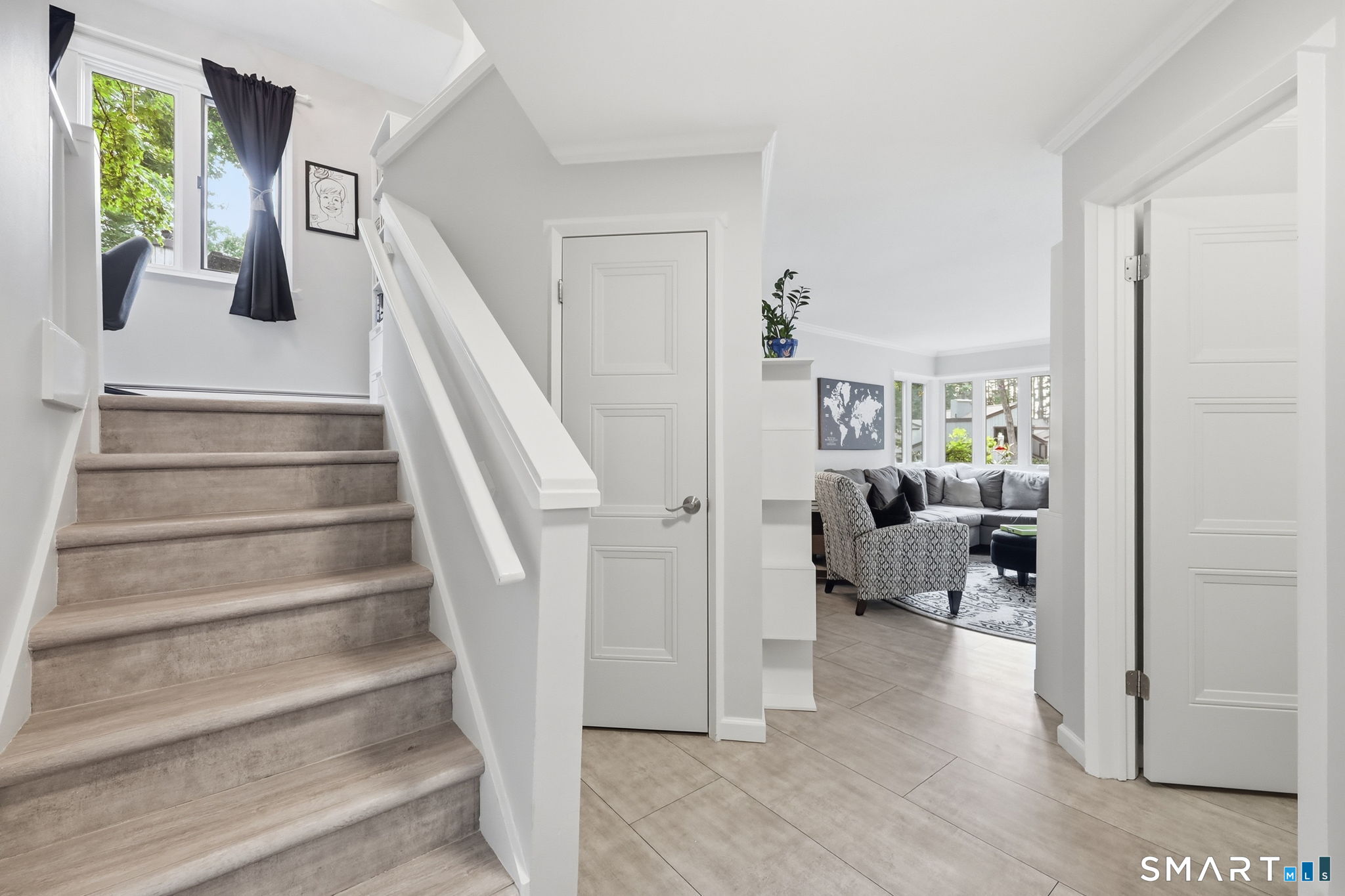 8 Staunton Court Farmington CT 06032