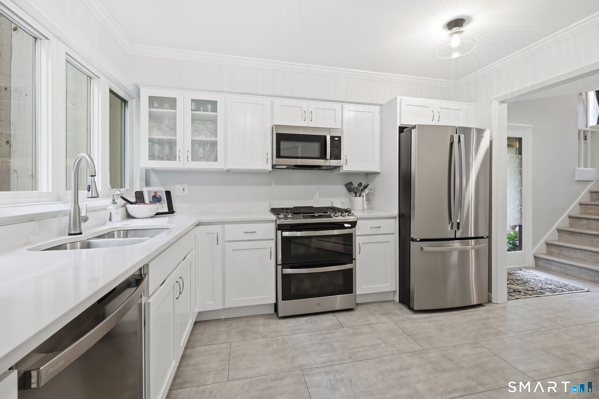 8 Staunton Court Farmington CT 06032